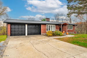 129 County Road 67 Stillwater, NY 12170