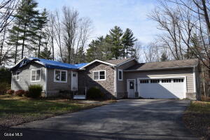 39 Ruggles Road Saratoga Springs, NY 12866