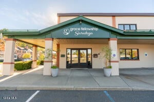 167 High Rock Avenue Saratoga Springs, NY 12866