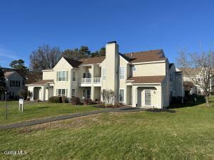 622 Apex Lane Troy, NY 12182