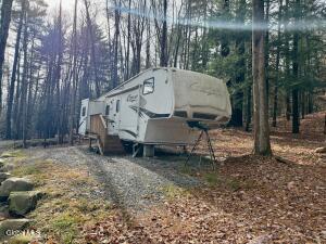 319 Snow Rd Road Edinburg, NY 12835