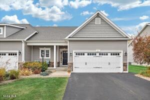 21 David Drive Glenmont, NY 12077