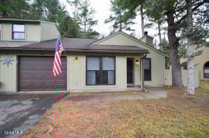 34 Margaret Drive Queensbury, NY 12804