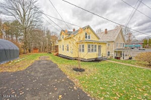 12 Orient Avenue Averill Park, NY 12018