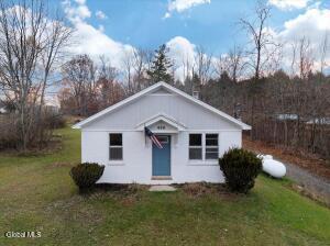 498 Hoags Corners Road Nassau, NY 12123