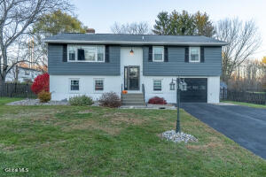 11 Walnut Road Mechanicville, NY 12118