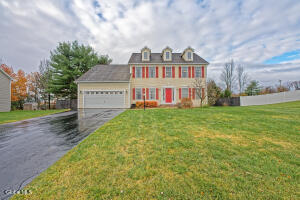 8 Jordan Lane Glenville, NY 12302