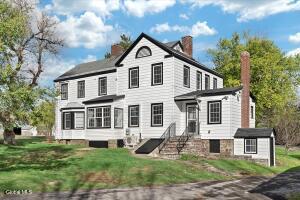 186 Cty Rte 411 Greenville, NY 12193