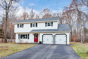 101 Wineberry Lane Malta, NY 12020