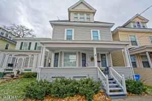 8 Catalpa Drive Albany, NY 12209