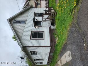 31 Ft Johnson Avenue Fort Johnson, NY 12070