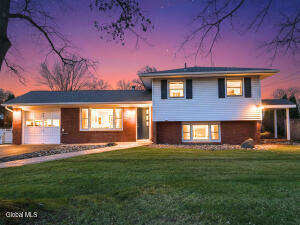 32 Homestead Drive Latham, NY 12110