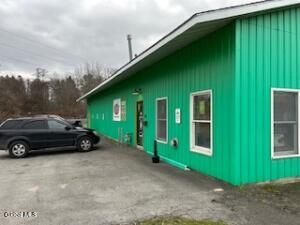 4942 Commercial Drive Yorkville, NY 13495