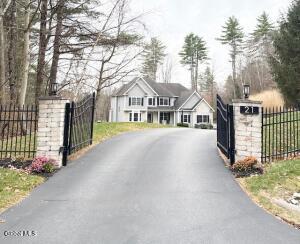 21 Veranda Lane Queensbury, NY 12804