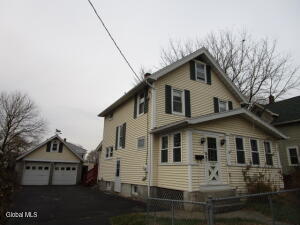 1547 5th Street Rensselaer, NY 12144