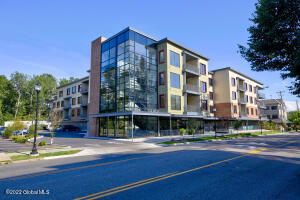 116 West Avenue Saratoga Springs, NY 12866