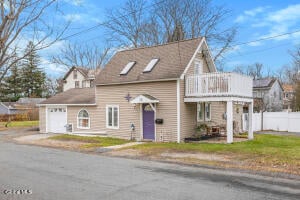 79 Starr Avenue Schenectady, NY 12304