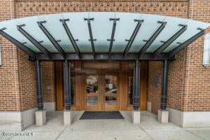 37 Henry Street Saratoga Springs, NY 12866