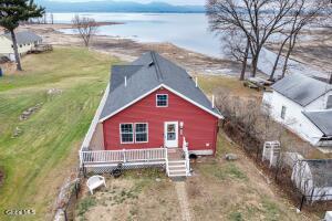 121 Friendship Drive Broadalbin, NY 12025