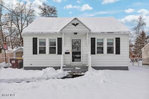 2025 Greenpoint Avenue Schenectady, NY 12303