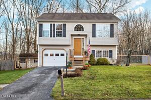 25 Morgan's Run Schuylerville, NY 12871