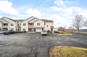 205 N Ridge Troy, NY 12182