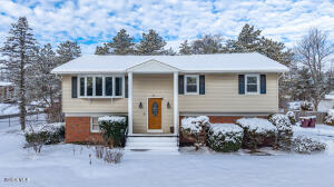 21 Langmore Lane Troy, NY 12180