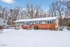 25 Dino Drive Ballston Lake, NY 12019