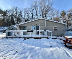 32 Twin Channels Road Queensbury, NY 12804