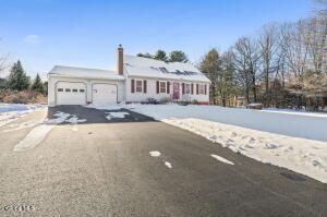 2 Norland Court Saratoga Springs, NY 12866