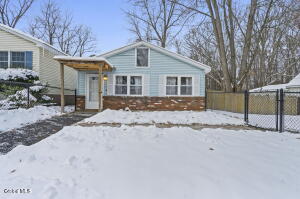 289 Donald Avenue Schenectady, NY 12304