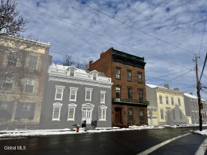 21 Front Street Schenectady, NY 12305