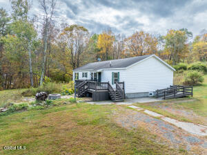 667 Ash Grove Road Cambridge, NY 12816