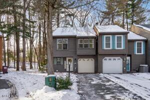 36 Tekakwitha Court Clifton Park, NY 12065