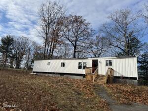 4711 Pattersonville-Rynex Corners Road Pattersonville, NY 12137