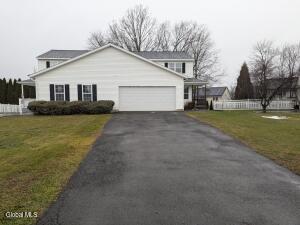 13 Erie Court Waterford, NY 12188