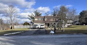 13 Indian Maiden Pass Altamont, NY 12009