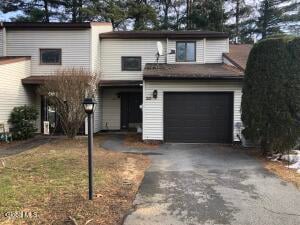 20 Heartwood Court Clifton Park, NY 12065
