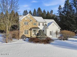 159 Old Niskayuna Road Loudonville, NY 12211