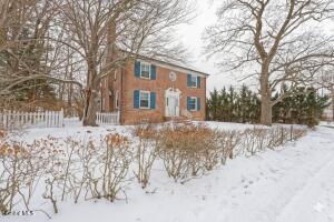 3 Groesbeck Place Delmar, NY 12054
