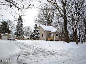 320 Gasner Avenue Schenectady, NY 12304