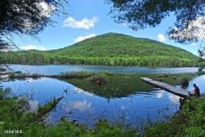 128 Mountain Path Johnsburg, NY 12853