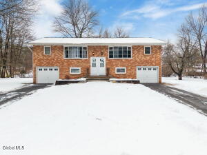 36-38 Brenda Court Albany, NY 12203