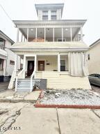 5 Hawk Street Schenectady, NY 12307