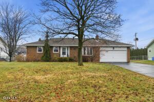 25 Louise Drive Latham, NY 12110