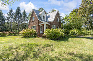 142 Kenwood Avenue Delmar, NY 12054