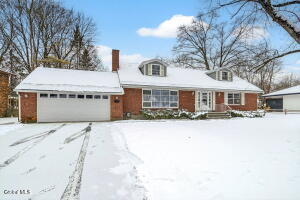 18 Shady Lane Albany, NY 12203