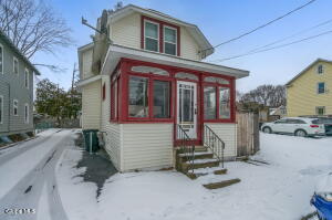1827 8th Street Rensselaer, NY 12144