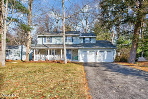 3011 Williamsburg Drive Schenectady, NY 12303