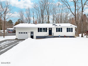14 Coachman Drive Ballston Spa, NY 12020